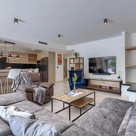 Dom wakacyjny Calira By Interhome