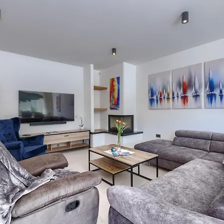 Calira By Interhome Dom wakacyjny Tar-Vabriga