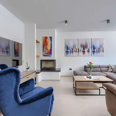 Dom wakacyjny Calira By Interhome