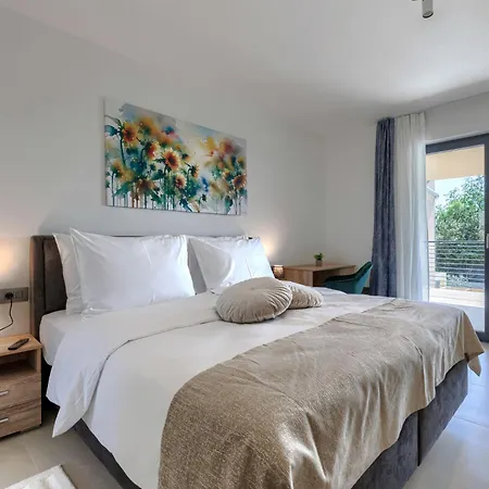 Calira By Interhome